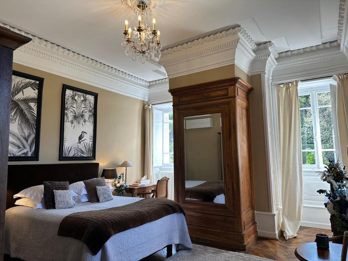 Chateau Clement - Teritoria วาล-เลส์-แบ็งส์ ภายนอก รูปภาพ